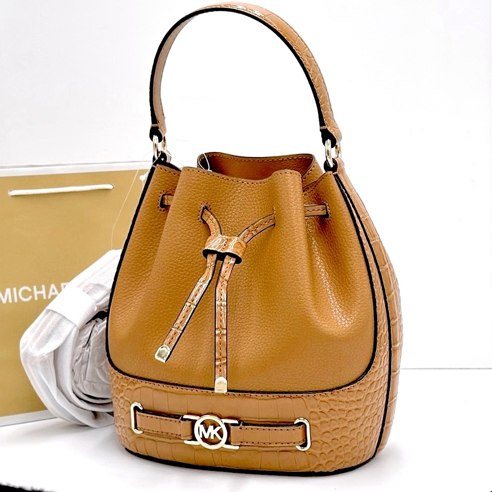 MICHAEL KORS 
Reed Medium Pebbled Leather Belted Bucket Messenger SatchelCrossbo